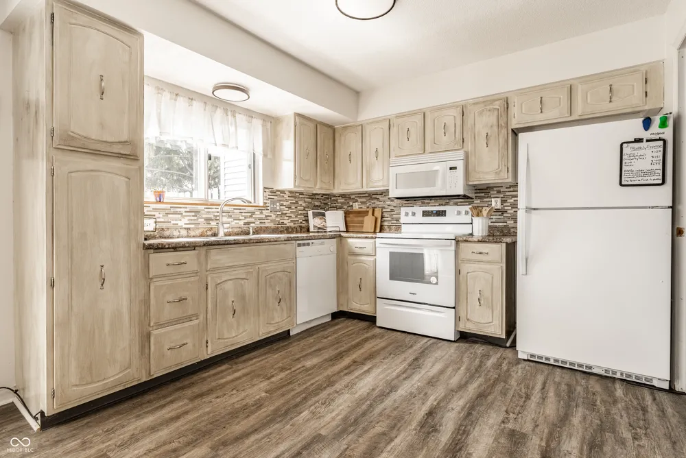 7609 Vintage Court Indianapolis, IN 46226