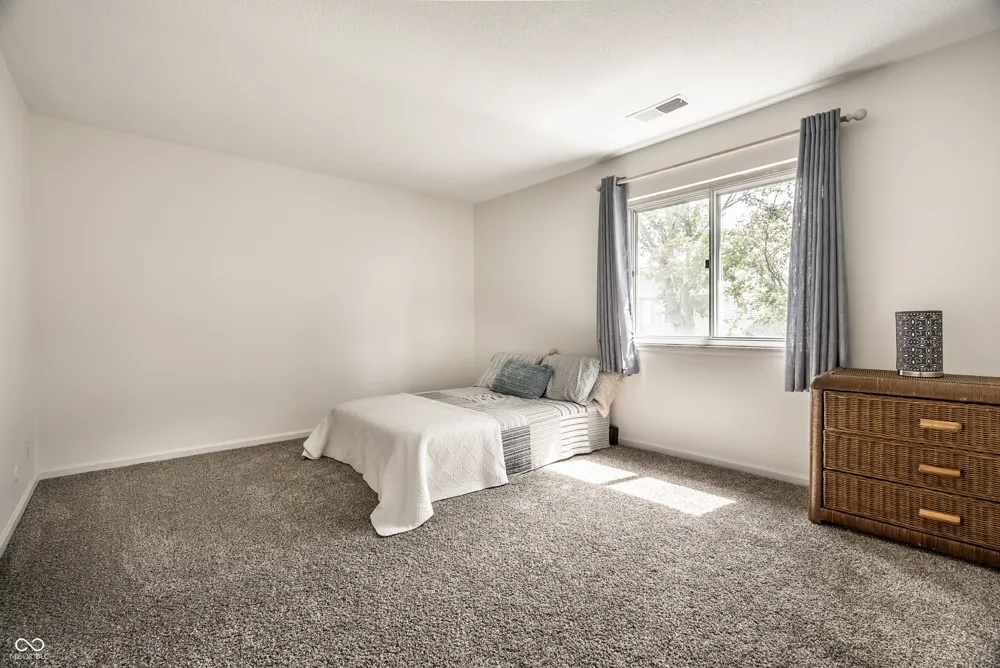 7609 Vintage Court Indianapolis, IN 46226
