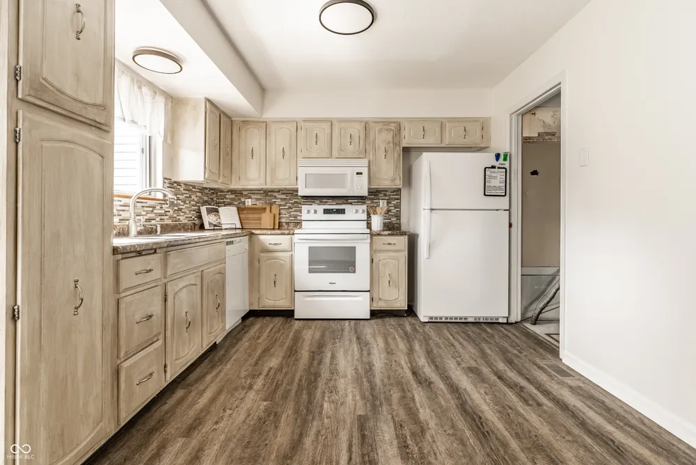 7609 Vintage Court Indianapolis, IN 46226