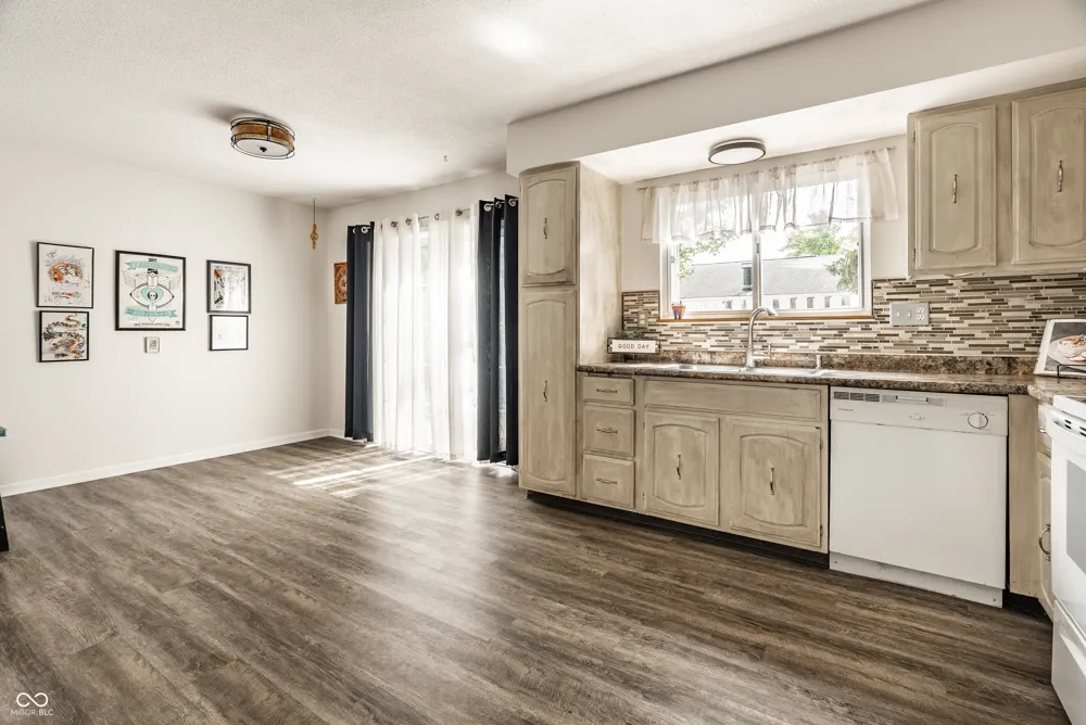 7609 Vintage Court Indianapolis, IN 46226