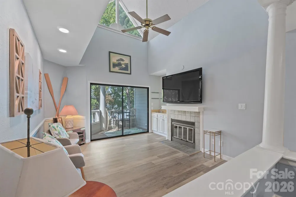 327 Northwest Drive Davidson, NC 28036