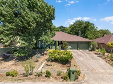 208 Pebblestone Drive