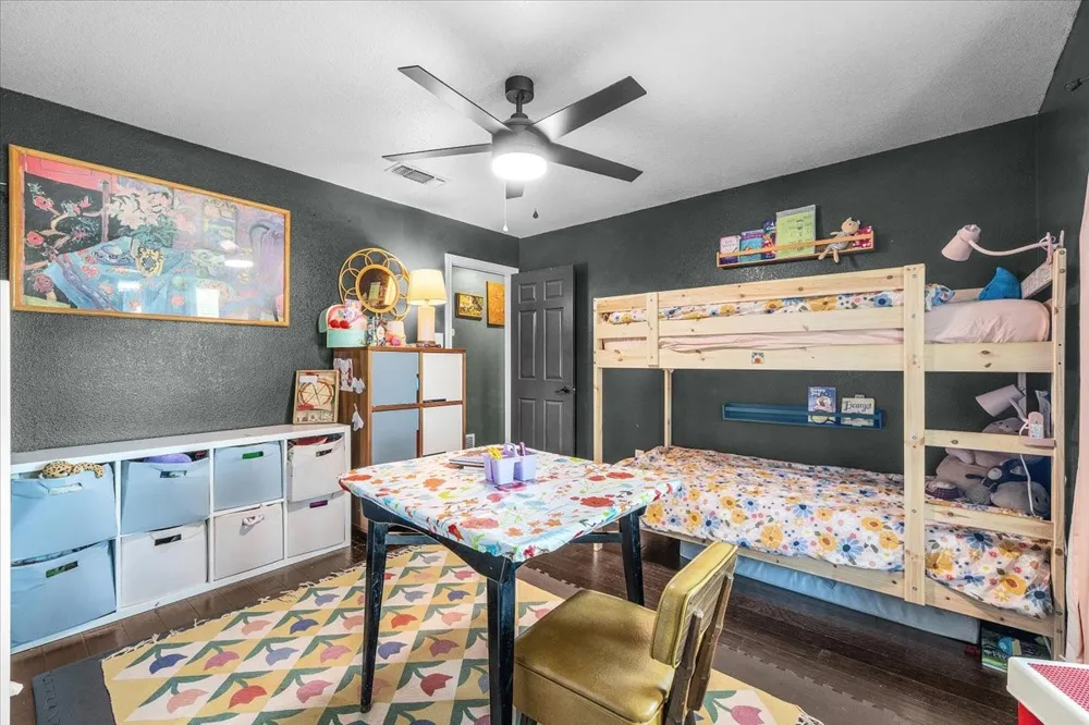 208 Pebblestone Drive Benbrook, TX 76126