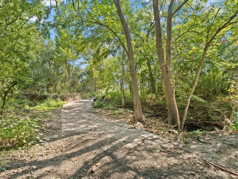 2763 Fm 956 Schulenburg, TX 78956