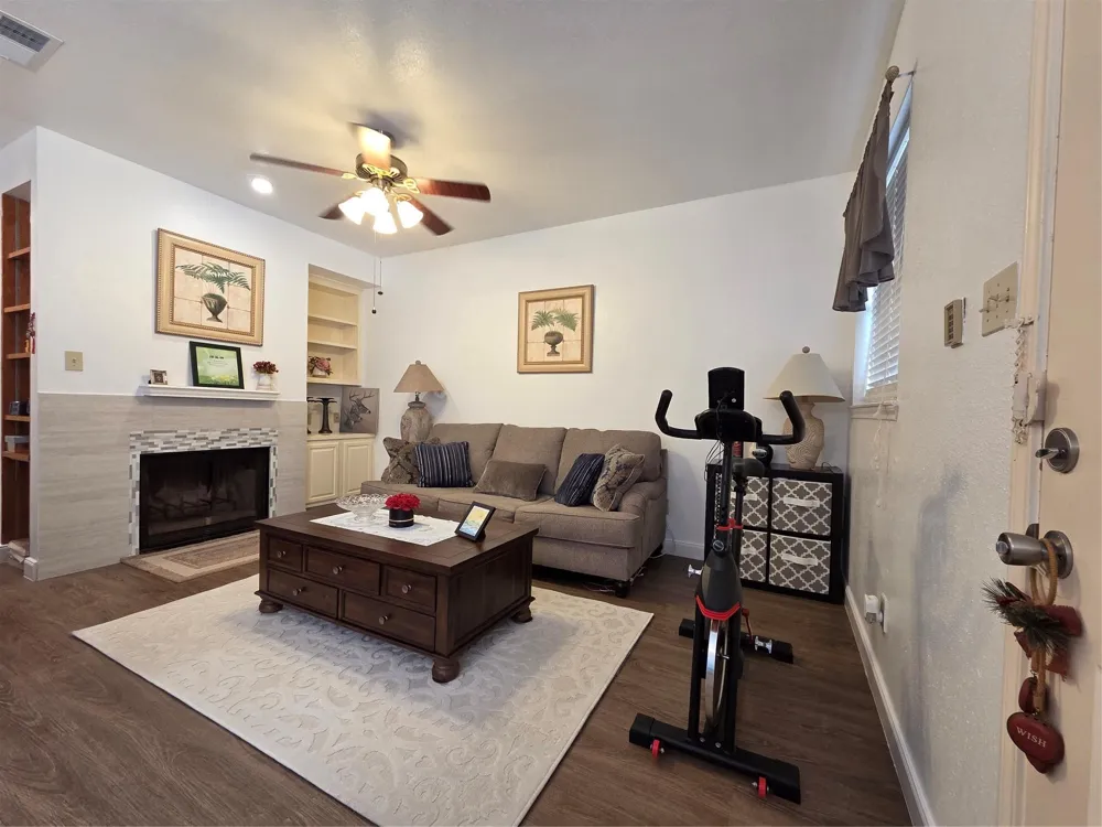 1103 Dulles Avenue #1402 Stafford, TX 77477