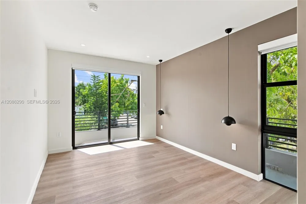1001 SW 10 AVE Miami, FL 33130