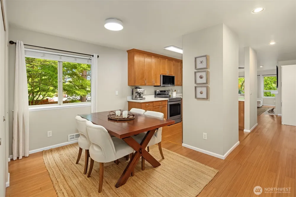 605 5th Street #B 201 Kirkland, WA 98033
