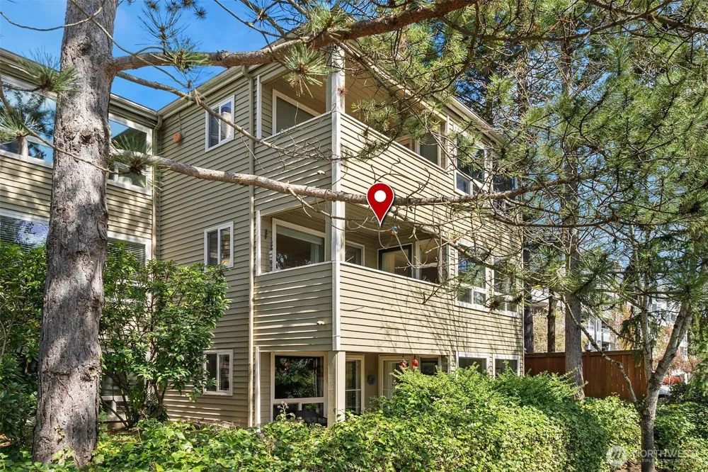 605 5th Street #B 201 Kirkland, WA 98033