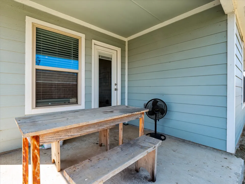 740 Amelia Court Pilot Point, TX 76258