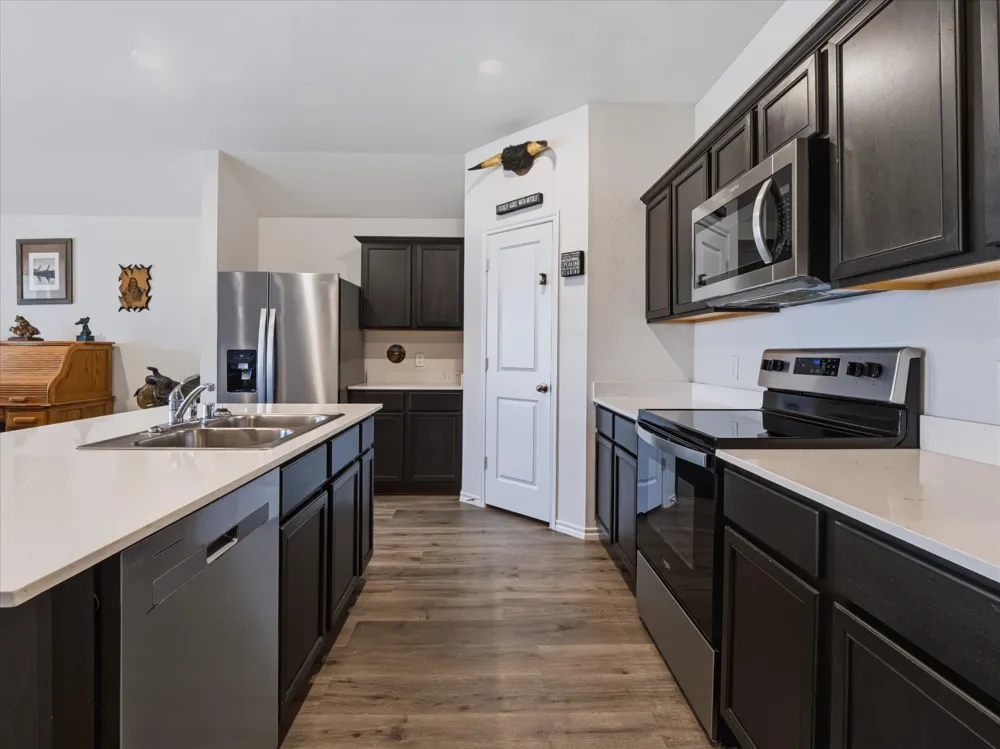 740 Amelia Court Pilot Point, TX 76258