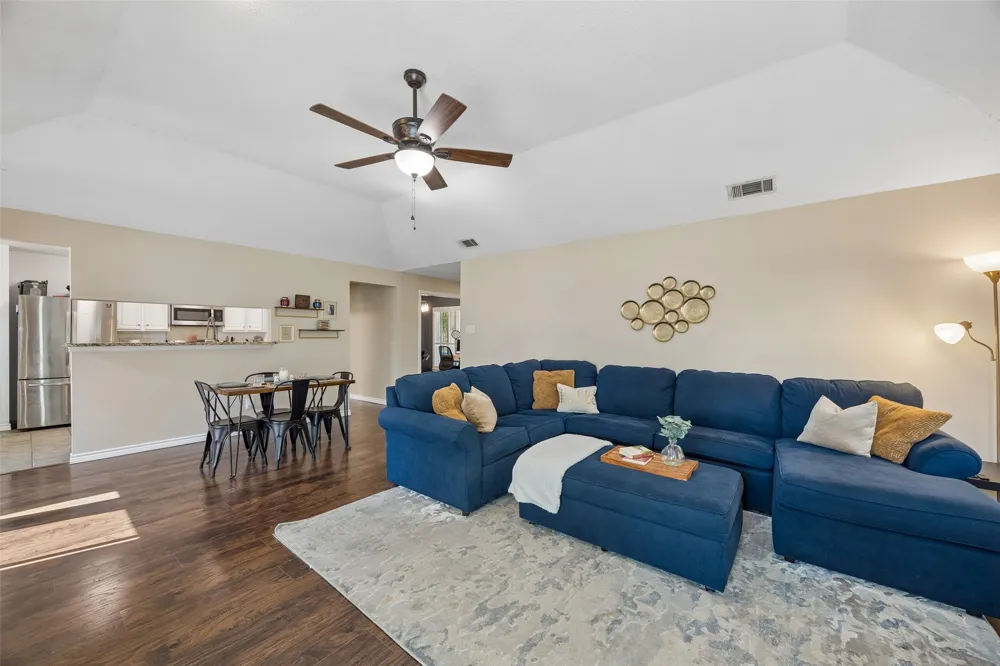 626 Echo Drive Garland, TX 75040