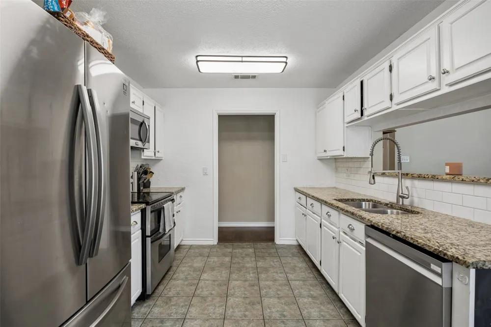 626 Echo Drive Garland, TX 75040
