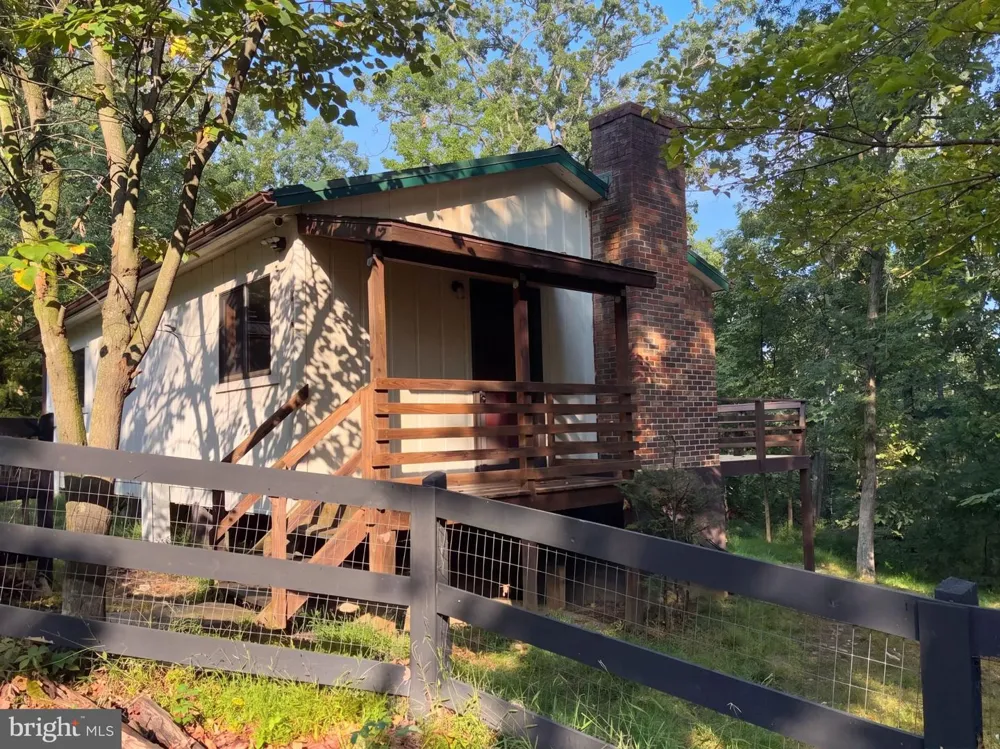 816 HILLTOP LANE Mount Jackson, VA 22842