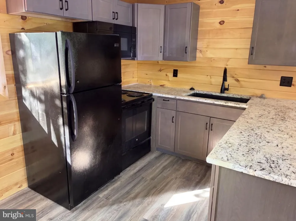 816 HILLTOP LANE Mount Jackson, VA 22842