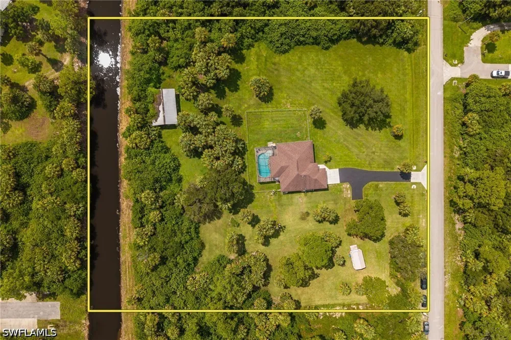 22nd Street NE Naples, FL 34120