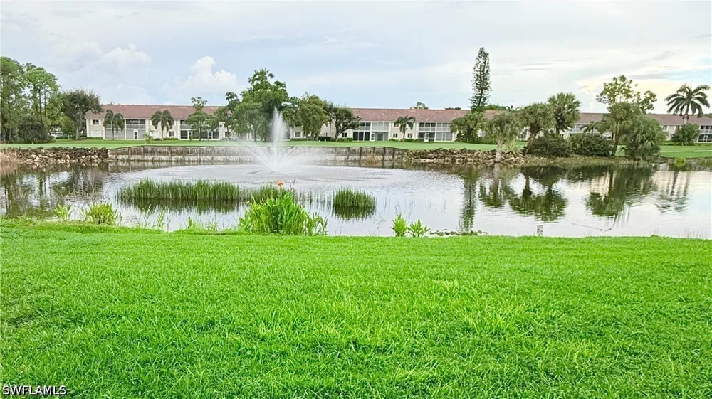 Dennis Circle #i206 Naples, FL 34104