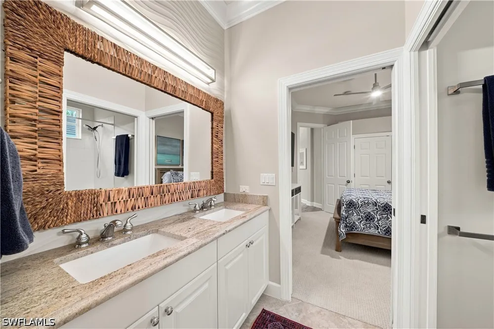 Spinner Cove Lane Naples, FL 34120