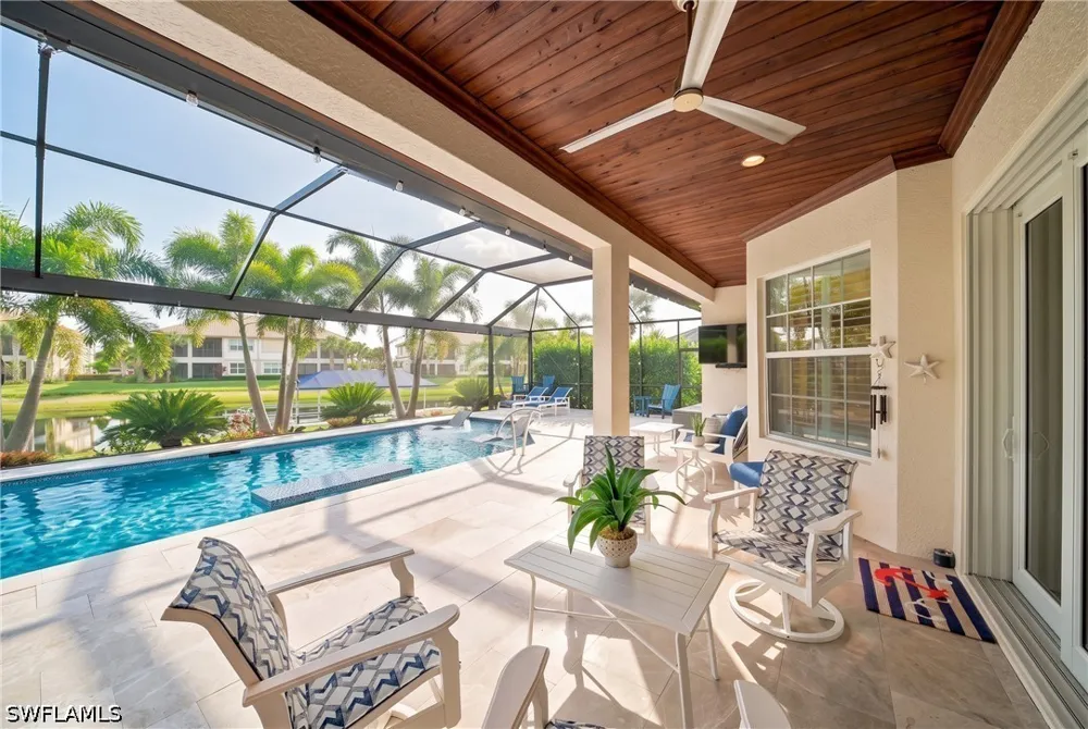 Spinner Cove Lane Naples, FL 34120