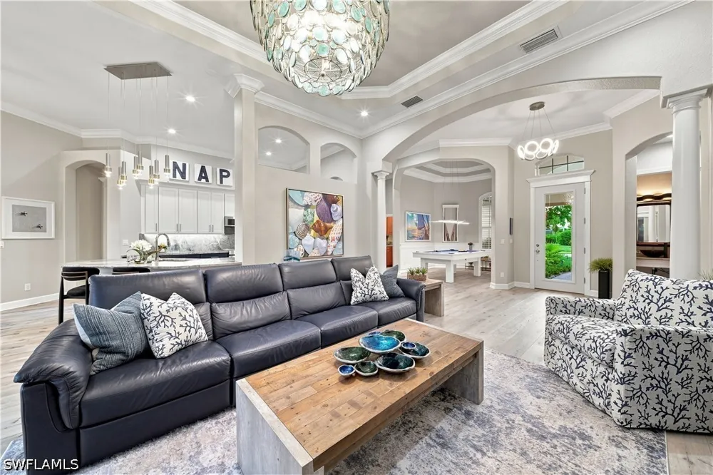 Spinner Cove Lane Naples, FL 34120