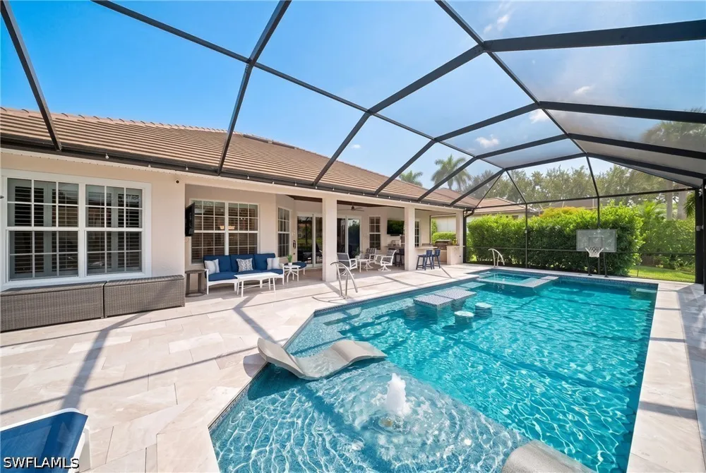Spinner Cove Lane Naples, FL 34120