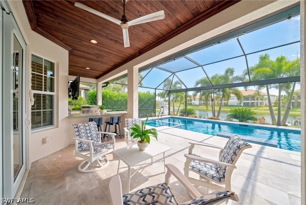 Spinner Cove Lane Naples, FL 34120