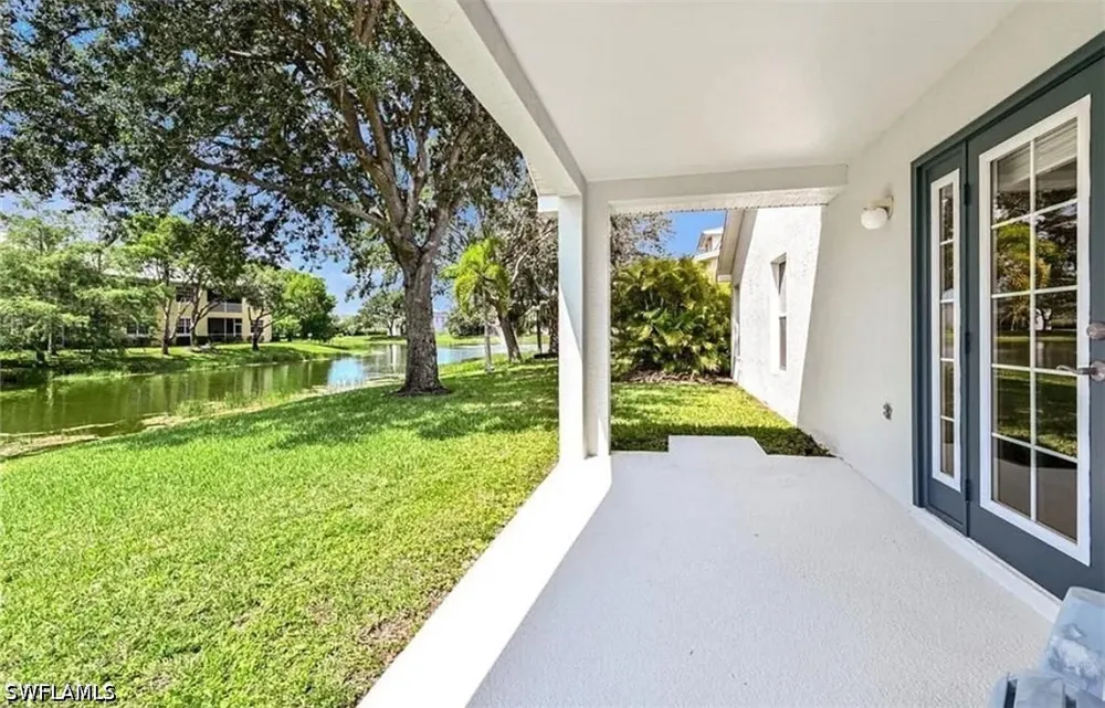 Hollow Brook Circle Naples, FL 34119