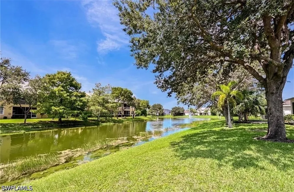 Hollow Brook Circle Naples, FL 34119