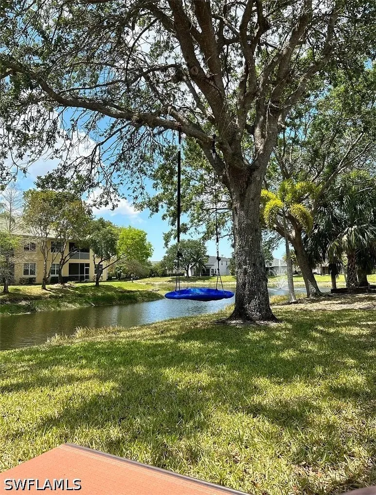 Hollow Brook Circle Naples, FL 34119