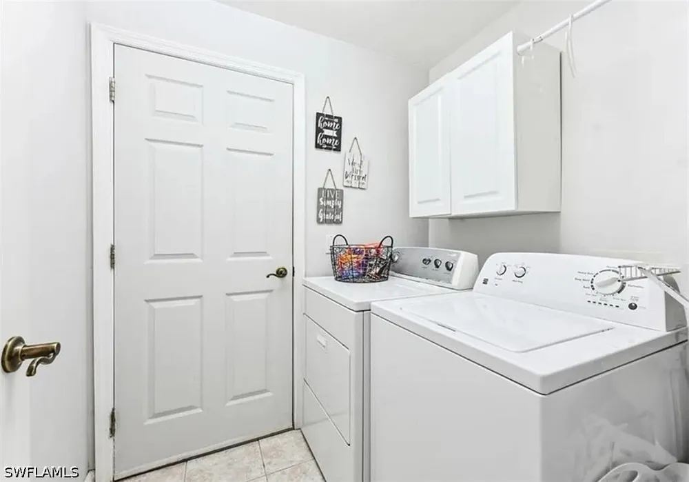 Hollow Brook Circle Naples, FL 34119