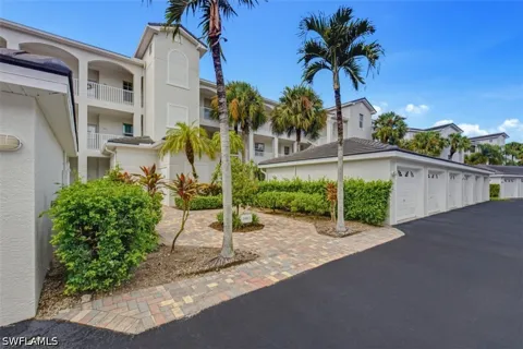 Pointe Creek Court #106