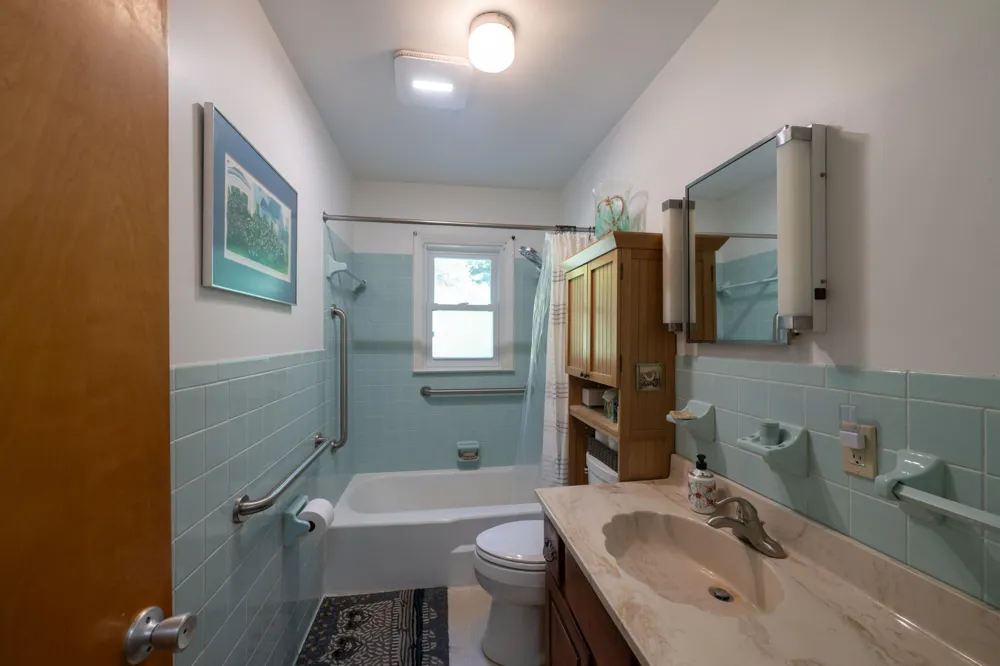 10159 S East Torch Lake Drive Alden, MI 49612
