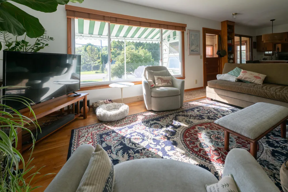 10159 S East Torch Lake Drive Alden, MI 49612
