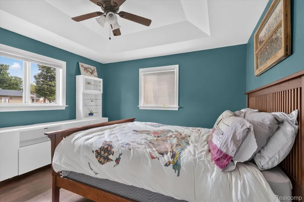 103 W Sherman Street Holly Village, MI 48442
