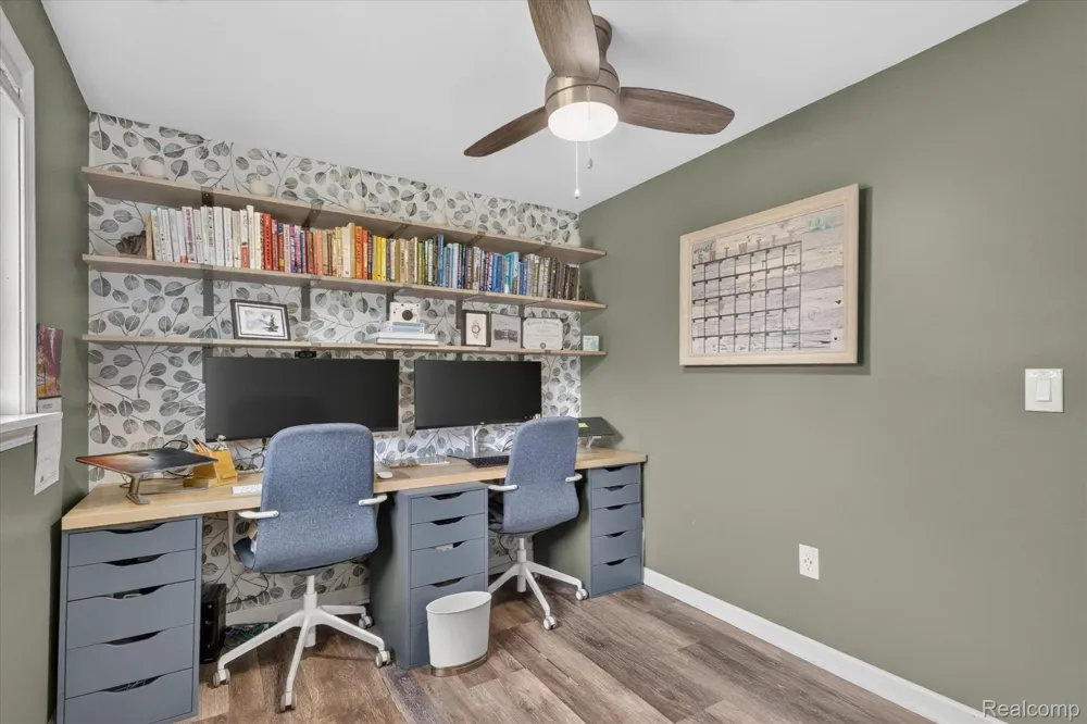 103 W Sherman Street Holly Village, MI 48442