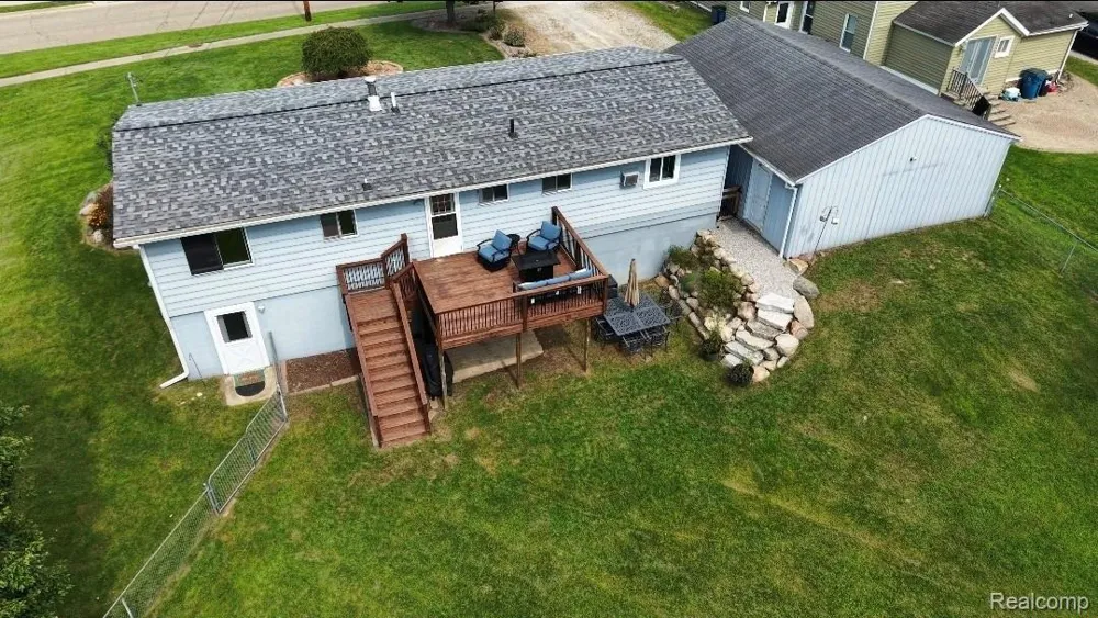 103 W Sherman Street Holly Village, MI 48442