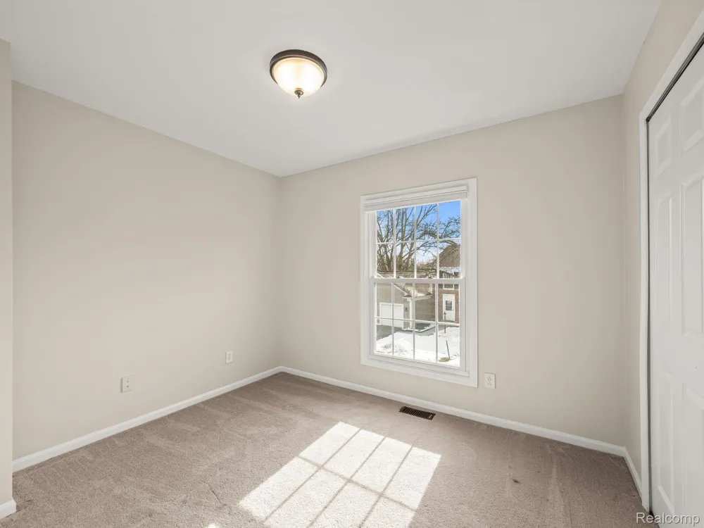 1428 CRESCENT LANE Rochester Hills City, MI 48306