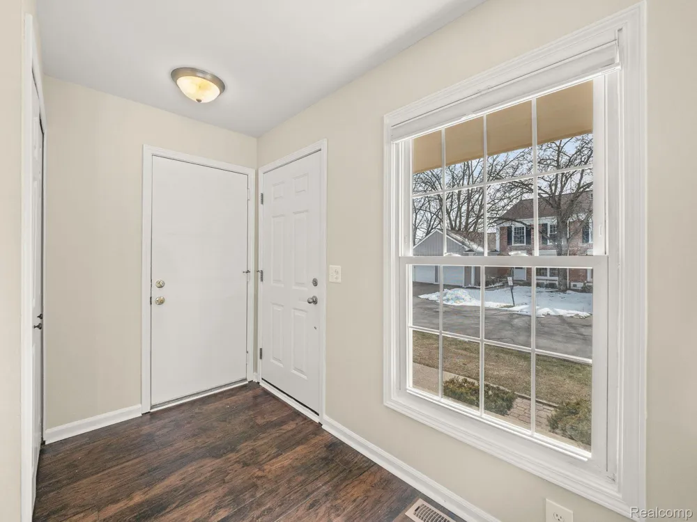 1428 CRESCENT LANE Rochester Hills City, MI 48306