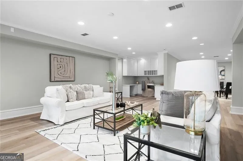 455 Laurel Chase CT Sandy Springs, GA 30327