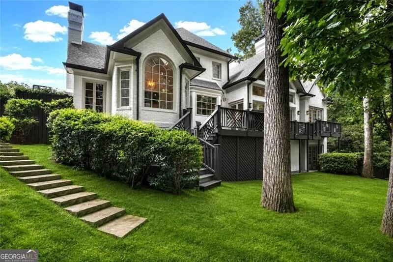 455 Laurel Chase CT Sandy Springs, GA 30327