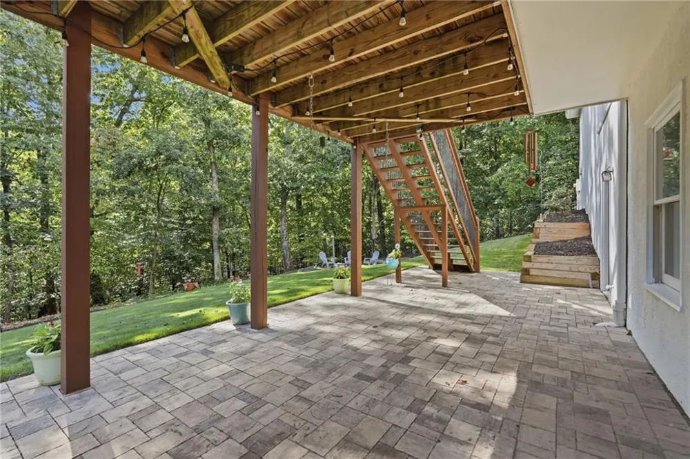 1851 Calvin Drive Duluth, GA 30097