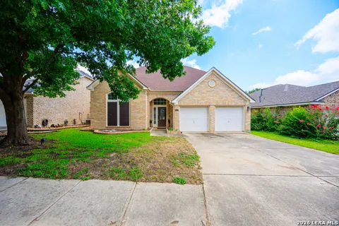8807 Brae Crest Dr