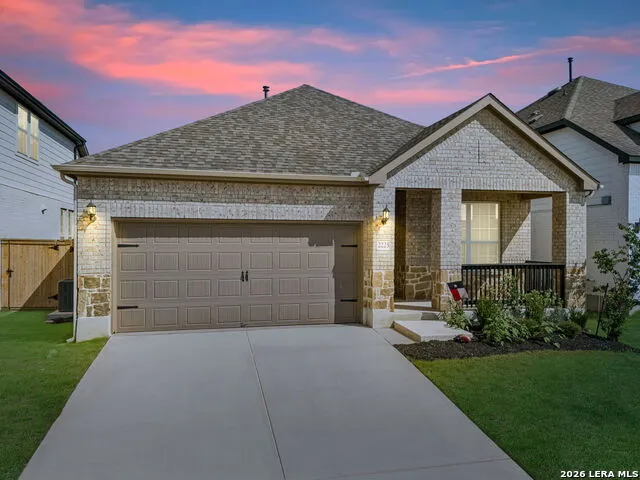 2225 Steerhead Trl New Braunfels, TX 78132