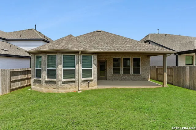 2225 Steerhead Trl New Braunfels, TX 78132