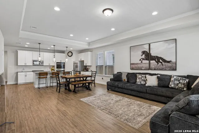 2225 Steerhead Trl New Braunfels, TX 78132