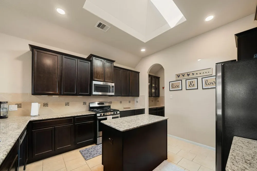 4306 Fenetre Forest Street Katy, TX 77493