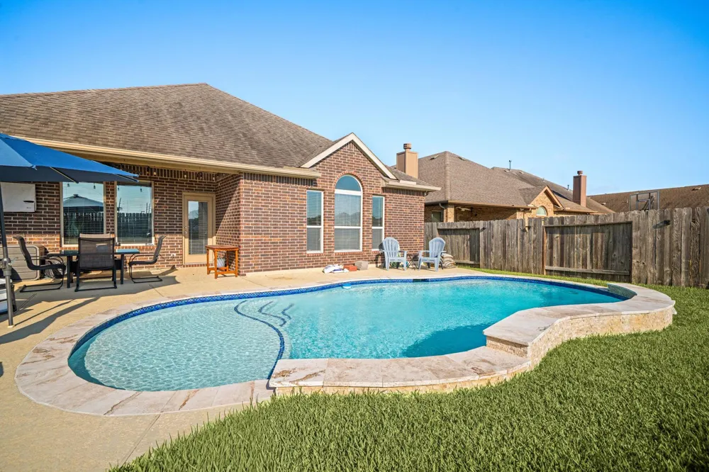 4306 Fenetre Forest Street Katy, TX 77493