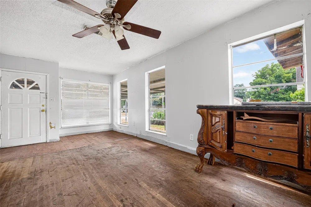 7003 Myrtle Street Houston, TX 77087