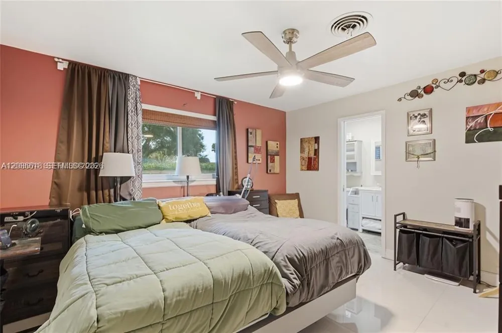 341 SW 54th Ave Plantation, FL 33317