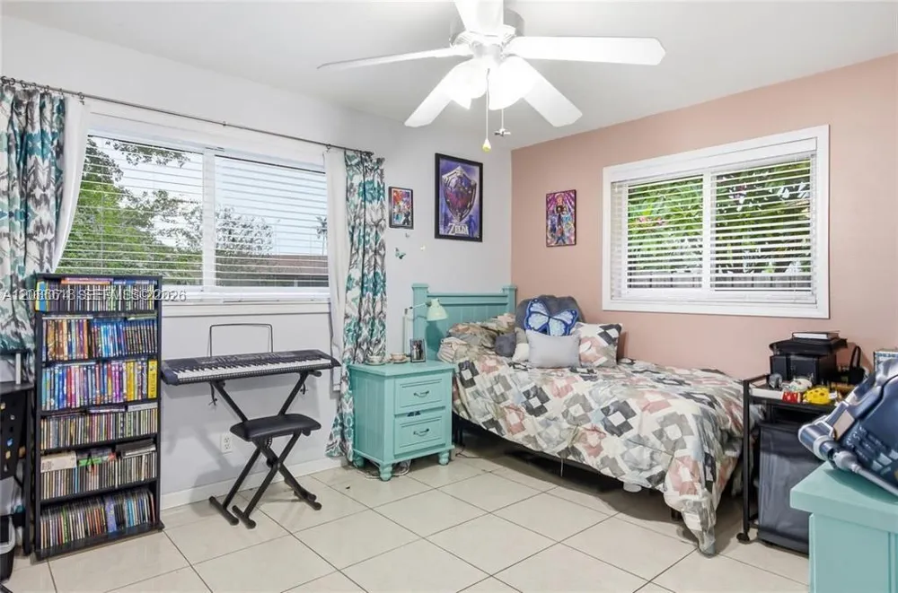 341 SW 54th Ave Plantation, FL 33317