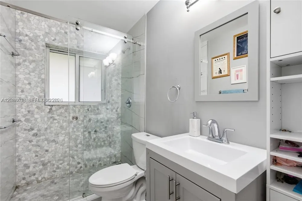 341 SW 54th Ave Plantation, FL 33317